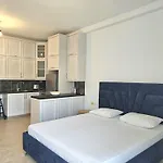 アパート Apartmemt With Sea View 303 *