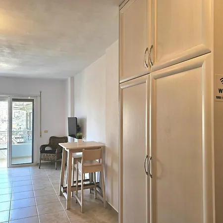 Apartmemt With Sea View 303 * Sarandë