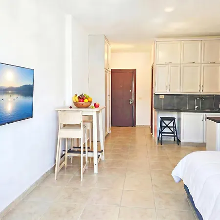 Apartmemt With Sea View 303 * Saranda