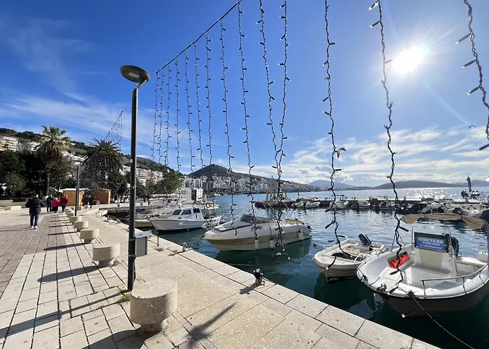 Apartmemt With Sea View 303 公寓 *